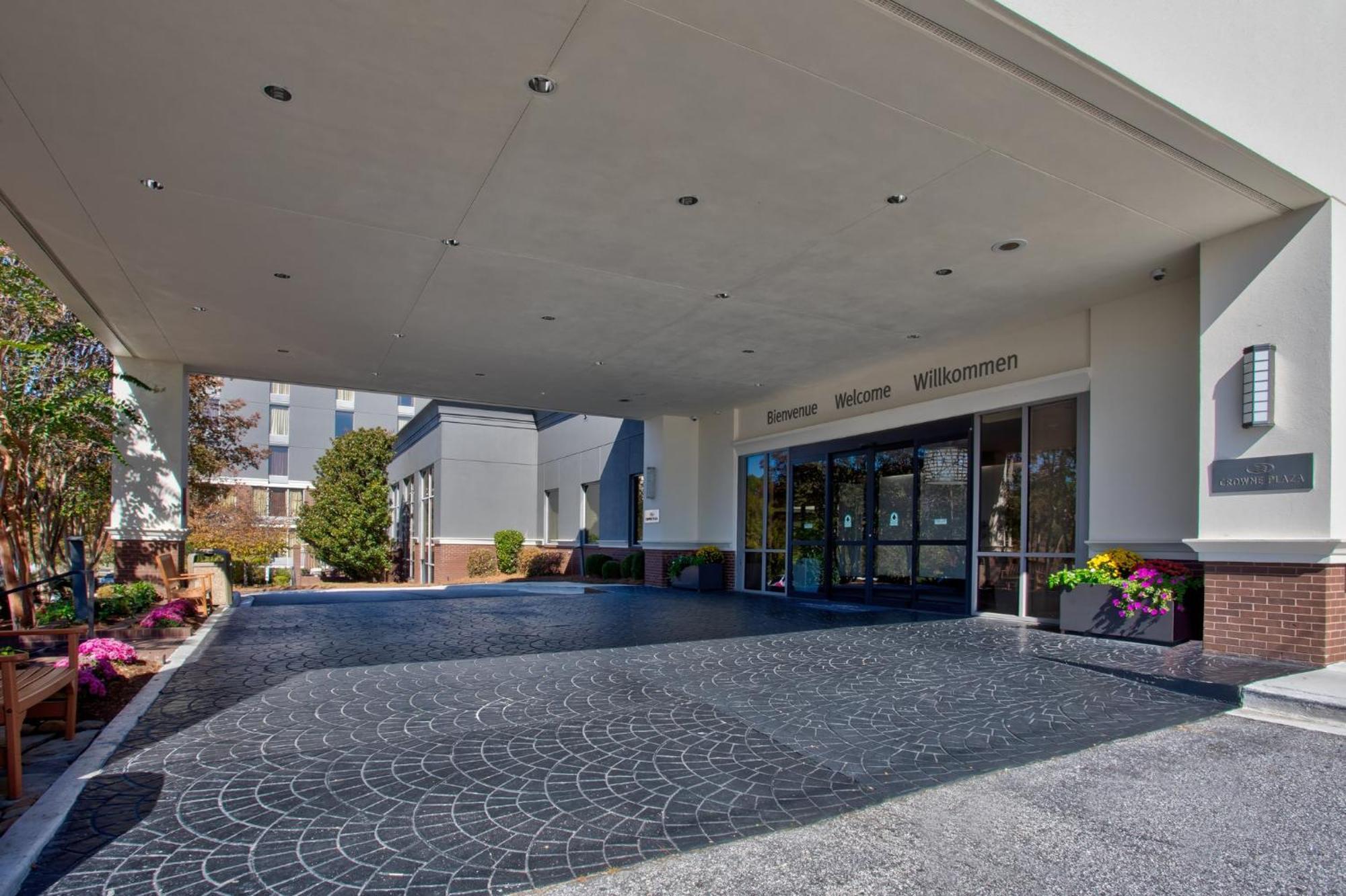 Crowne Plaza Greenville By Ihg מראה חיצוני תמונה